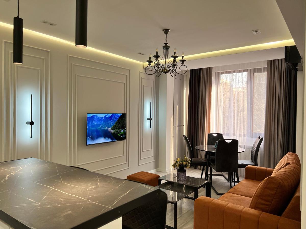 Cozy Apt 3 City Center 예레반 외부 사진